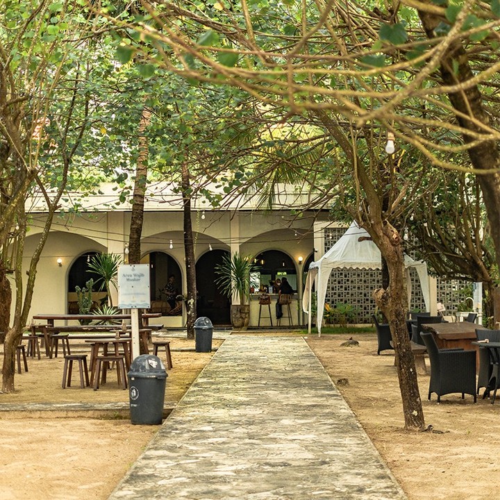 Kadjine Coffee and Resto Partner by Jepara Ourland Park 03